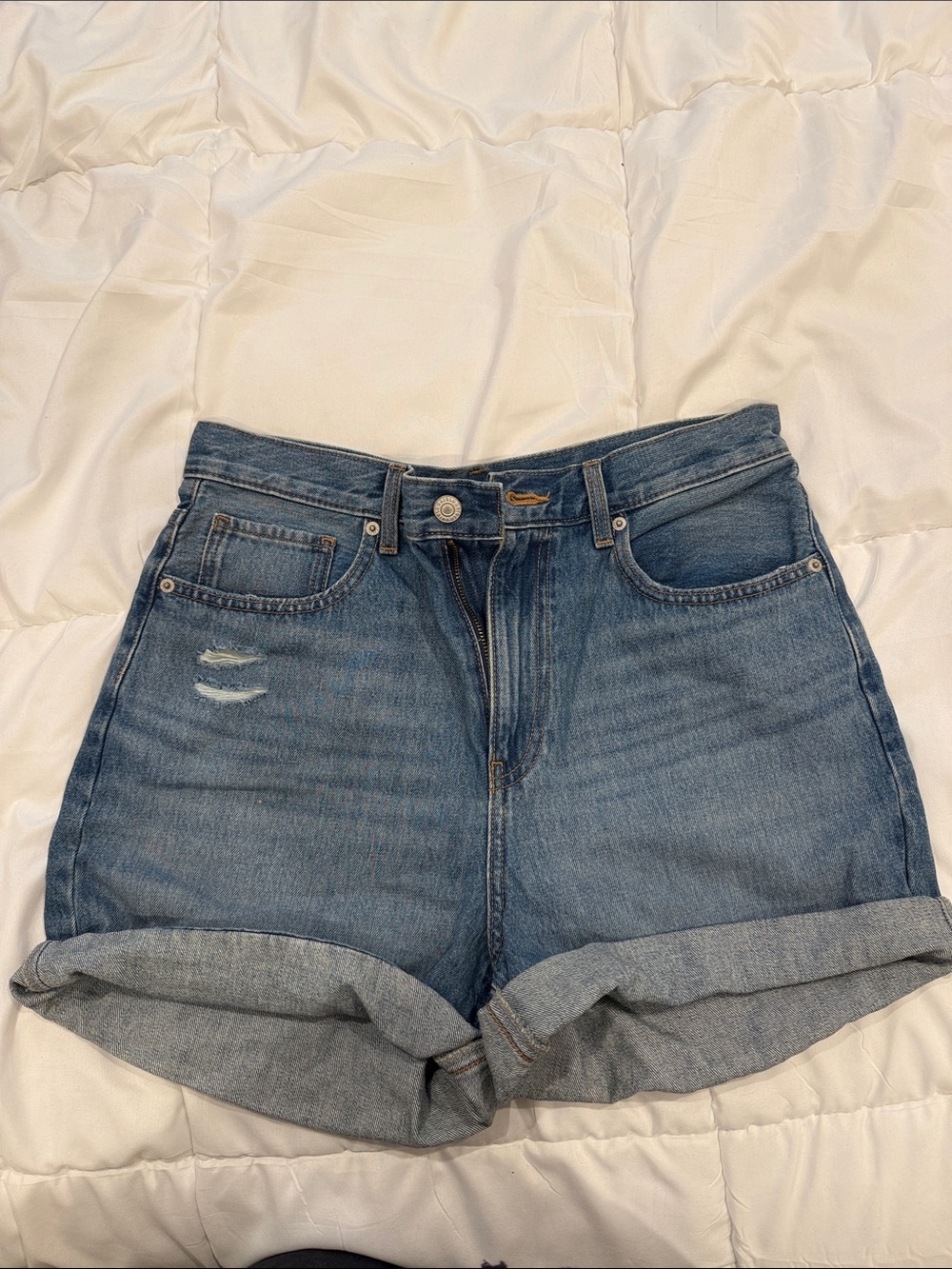 Uniqlo Medium Blue Rolled Cuff Denim Shorts